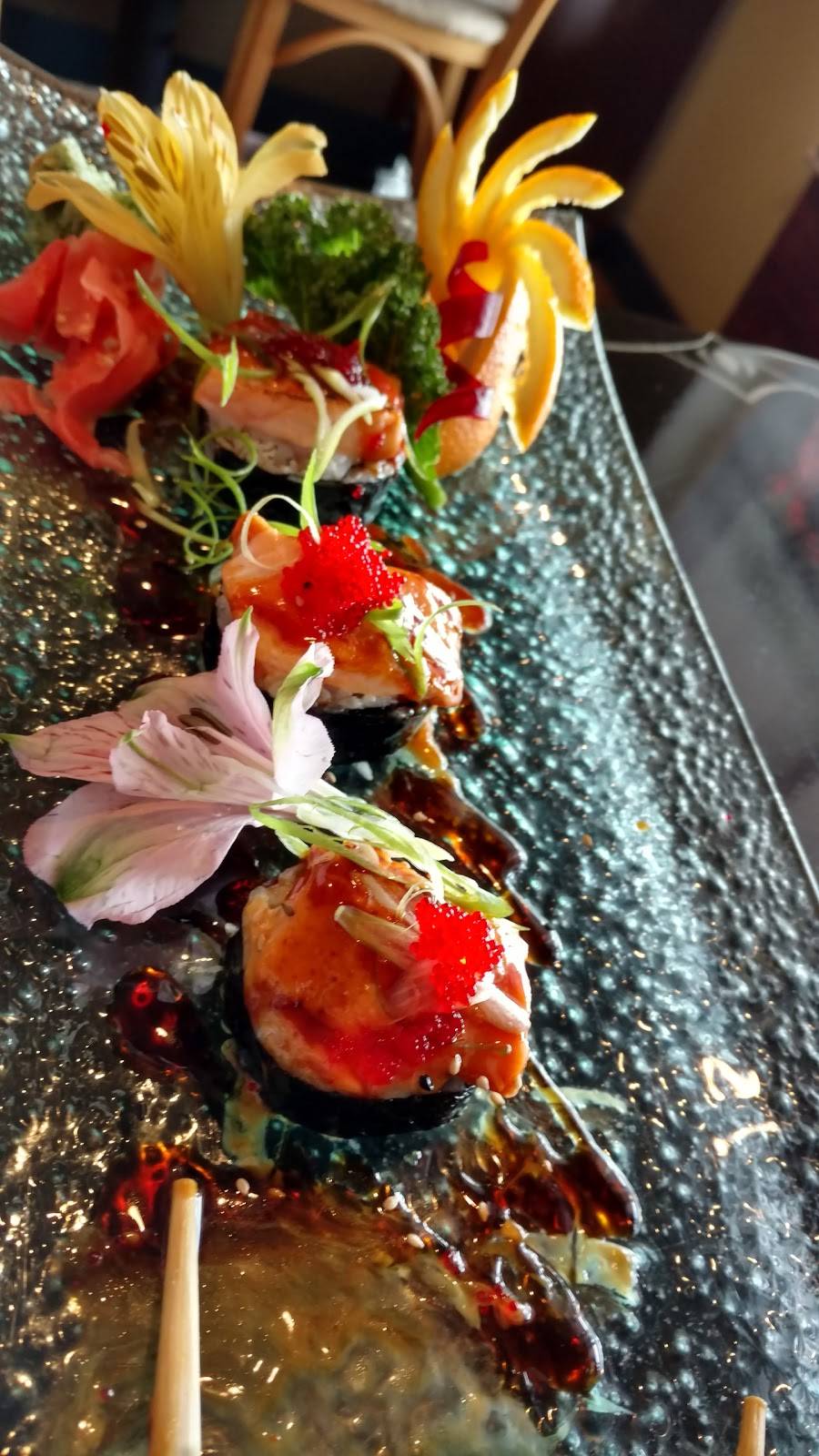 Eatiny Thai&Sushi | restaurant | 935 N Beneva Rd Suite 401, Sarasota, FL 34232, USA | 9417063848 OR +1 941-706-3848