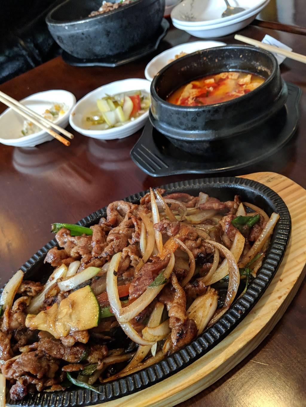 Korean Tofu House | restaurant | 763 61st St, Brooklyn, NY 11220, USA | 7185670838 OR +1 718-567-0838