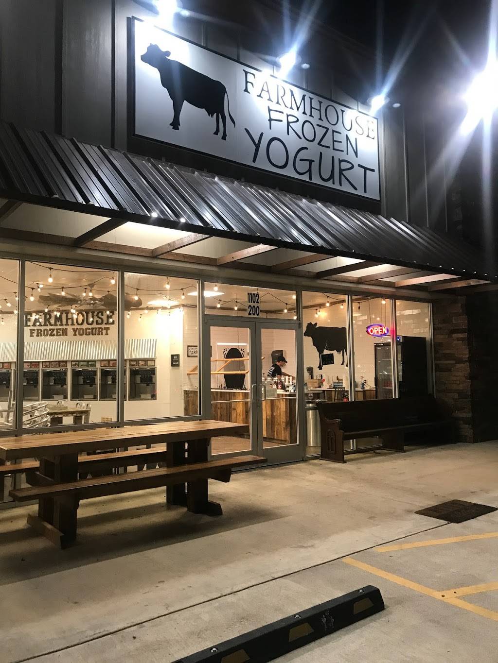 Farmhouse Frozen Yogurt | restaurant | 1102 S John Redditt Dr, Lufkin, TX 75904, USA | 9362382595 OR +1 936-238-2595