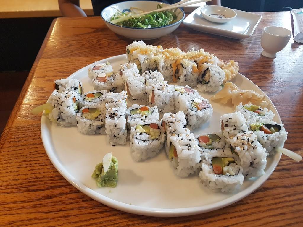 Captain Sushi | restaurant | 6253 N College Ave, Indianapolis, IN 46220, USA | 3172525555 OR +1 317-252-5555