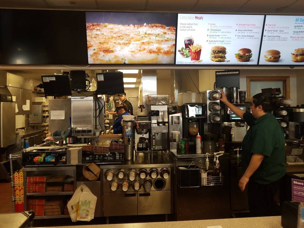 McDonalds | cafe | 1130 4th Ave N S, Park Falls, WI 54552, USA | 7157621632 OR +1 715-762-1632