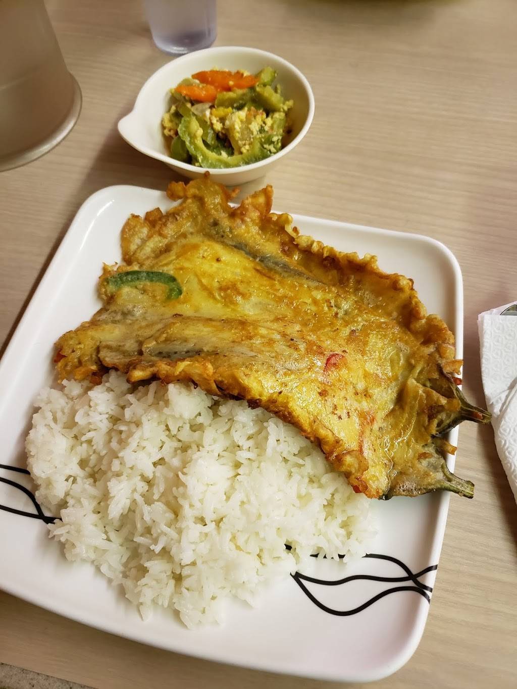 Little Quiapo | restaurant | 530 Newark Ave C, Jersey City, NJ 07306, USA | 2016560384 OR +1 201-656-0384