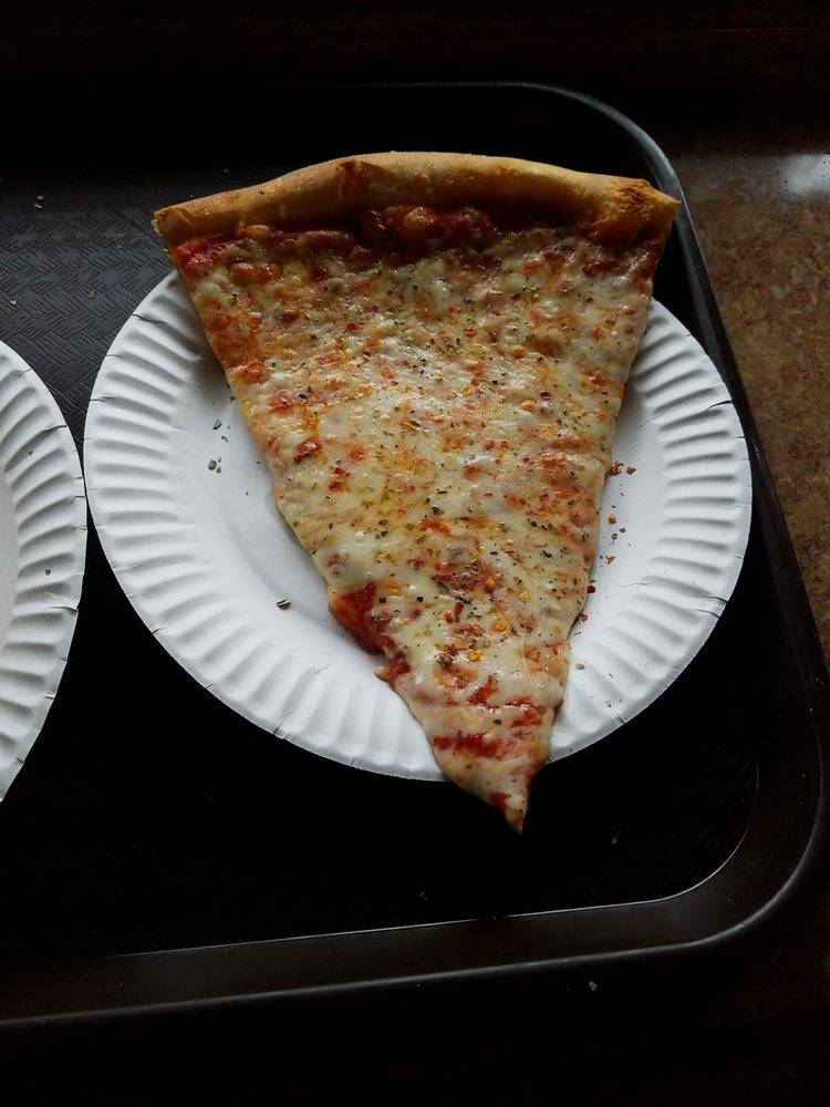 Genesis Pizza | restaurant | 14909 Union Tpke, Flushing, NY 11367, USA | 7183805200 OR +1 718-380-5200