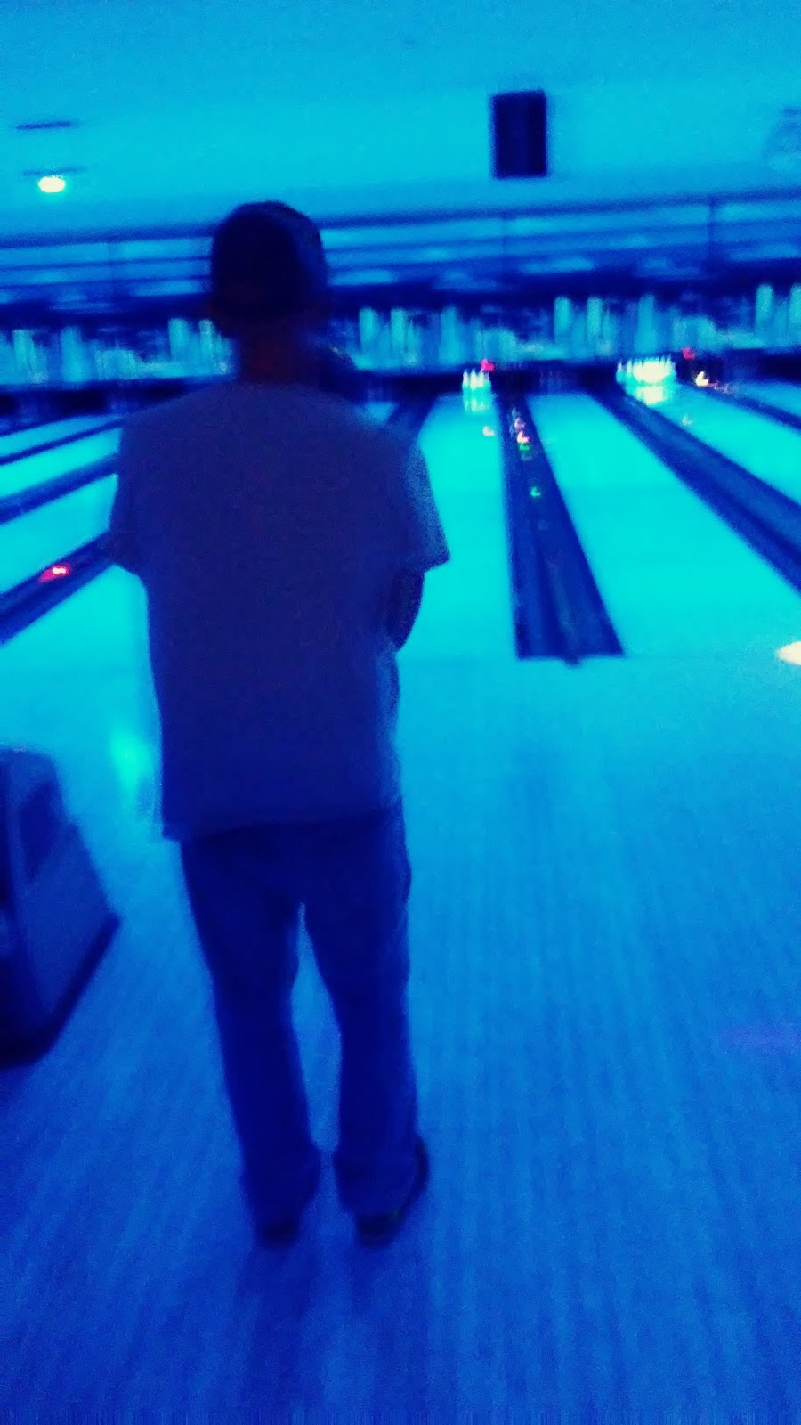 Maple City Bowl | restaurant | 1300 W Pike St, Goshen, IN 46526, USA | 5745338564 OR +1 574-533-8564