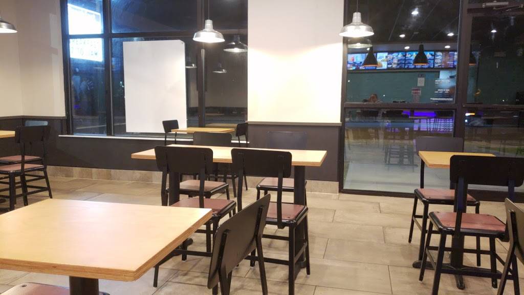 Taco Bell | meal takeaway | 79 Winthrop Ave, Lawrence, MA 01843, USA | 9787940273 OR +1 978-794-0273