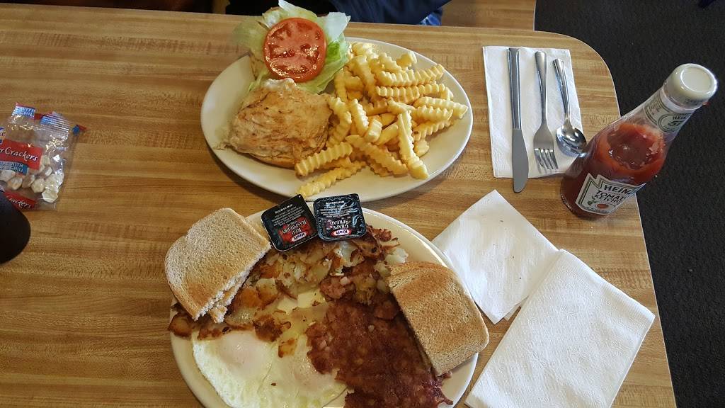 Red School Cafe | restaurant | 12320 Bristol Rd, Bristol, WI 53104, USA | 2628572652 OR +1 262-857-2652