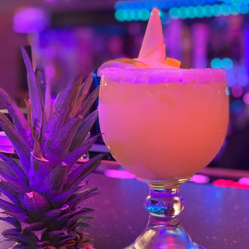 La Costa Mexicana | restaurant | 6264 Lewis St, Parkville, MO 64152, USA | 8168004018 OR +1 816-800-4018