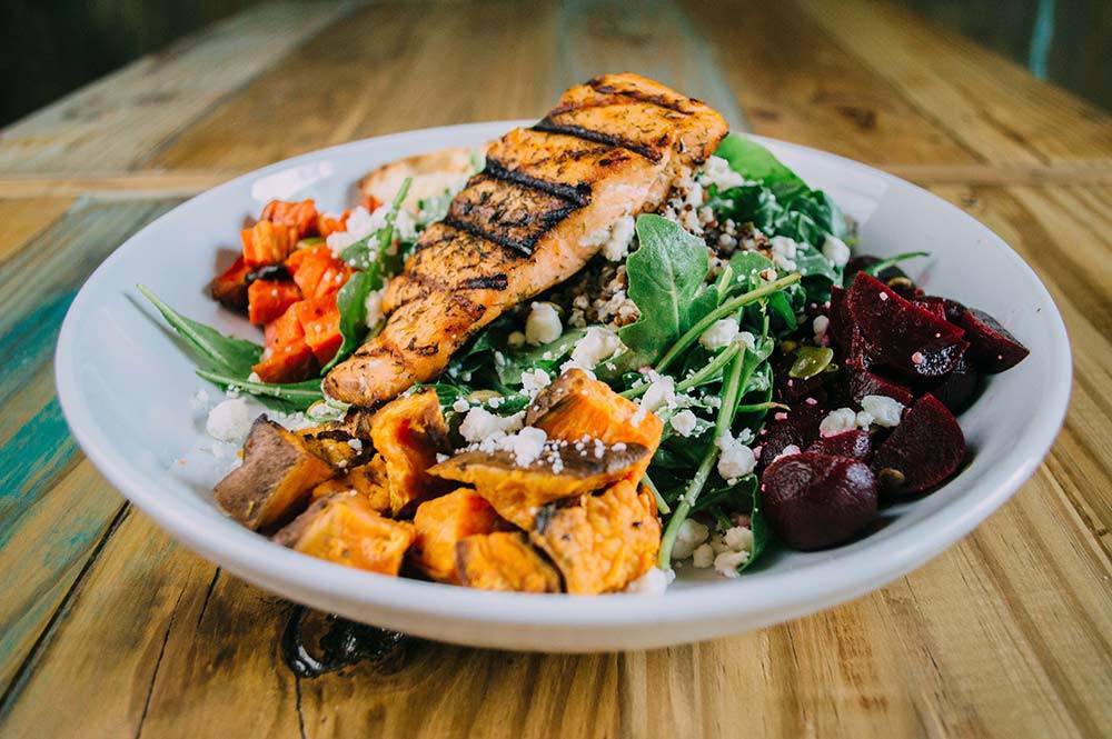 The Local | restaurant | 4578 San Jose Blvd, Jacksonville, FL 32207, USA | 9046838063 OR +1 904-683-8063