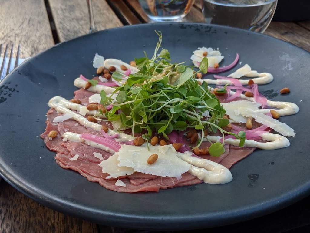 Grinder Viandes & Vins | restaurant | 1708 Rue Notre-Dame Ouest, Montréal, QC H3J 1M3, Canada | 5144391130 OR +1 514-439-1130