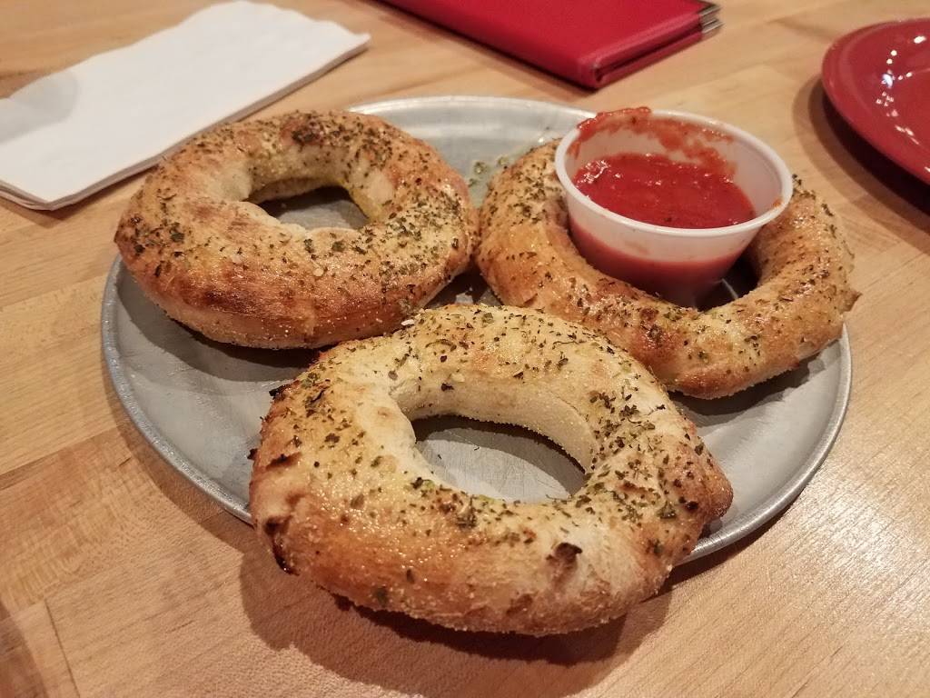 Tomato Bar Pizza Bakery | restaurant | 2310 Laporte Ave, Valparaiso, IN 46383, USA | 2194627499 OR +1 219-462-7499