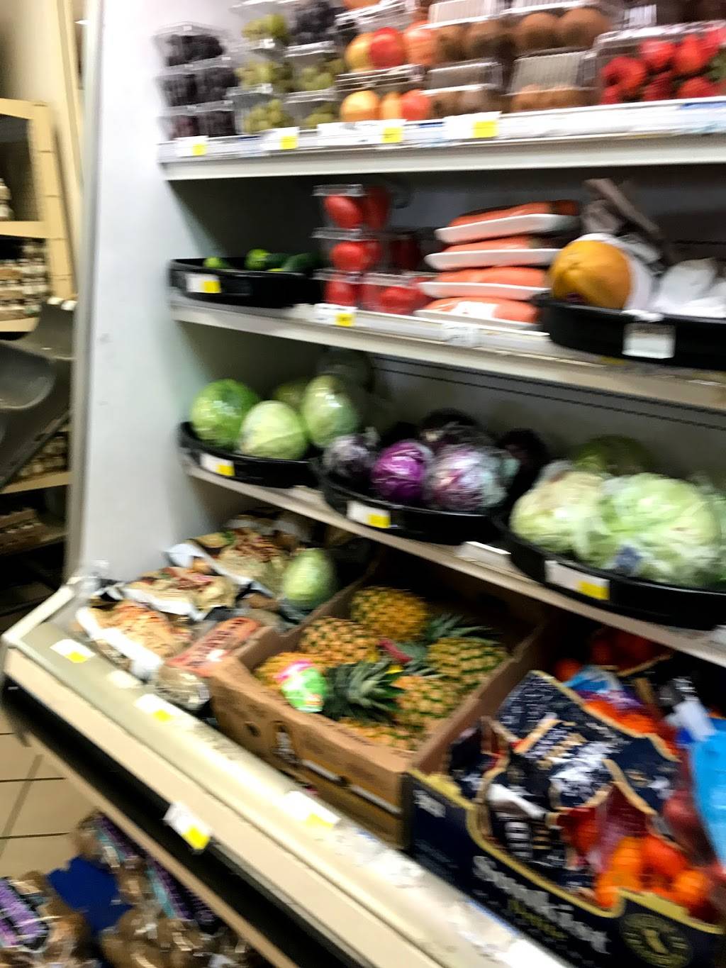 Killeen Nutritional Center (la Tiendita) | restaurant | 102 E Avenue D, Killeen, TX 76541, USA | 2546340022 OR +1 254-634-0022