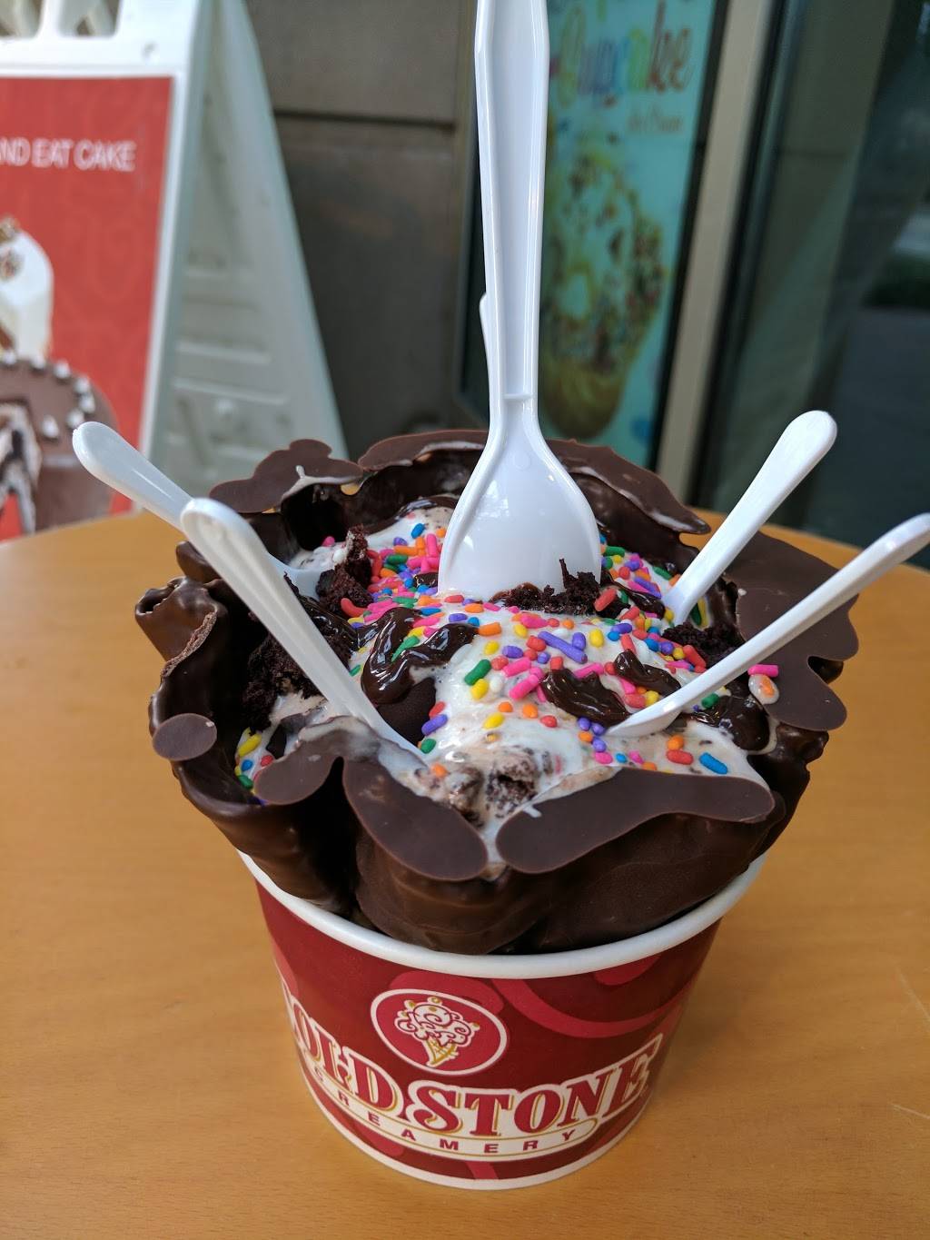 Cold Stone Creamery | bakery | 228 Central Park Ave, Virginia Beach, VA 23462, USA | 7574977555 OR +1 757-497-7555