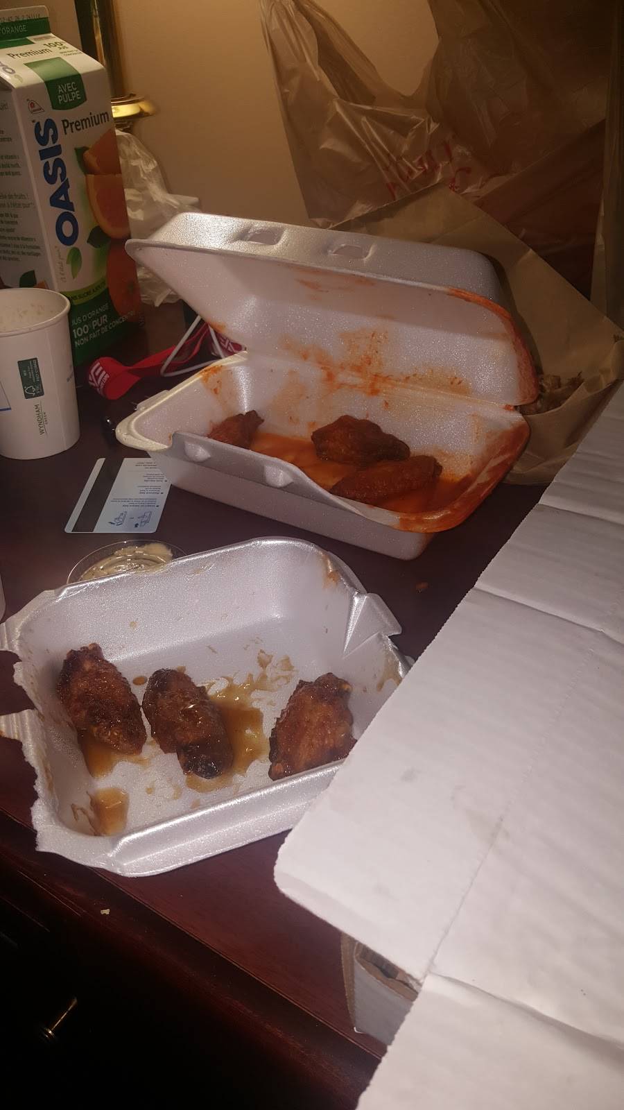 Yaseen Halal Pizza & Bakery | meal delivery | 1741 Cyrville Rd, Gloucester, ON K1B 3L8, Canada | 6132164655 OR +1 613-216-4655