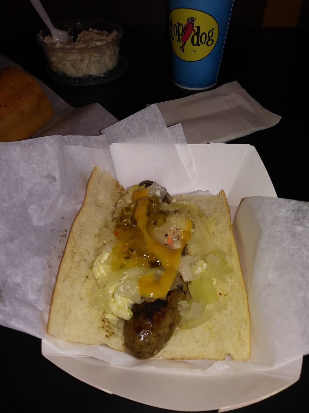 Top Dog | restaurant | 3272 Lakeshore Ave, Oakland, CA 94610, USA | 5104190333 OR +1 510-419-0333