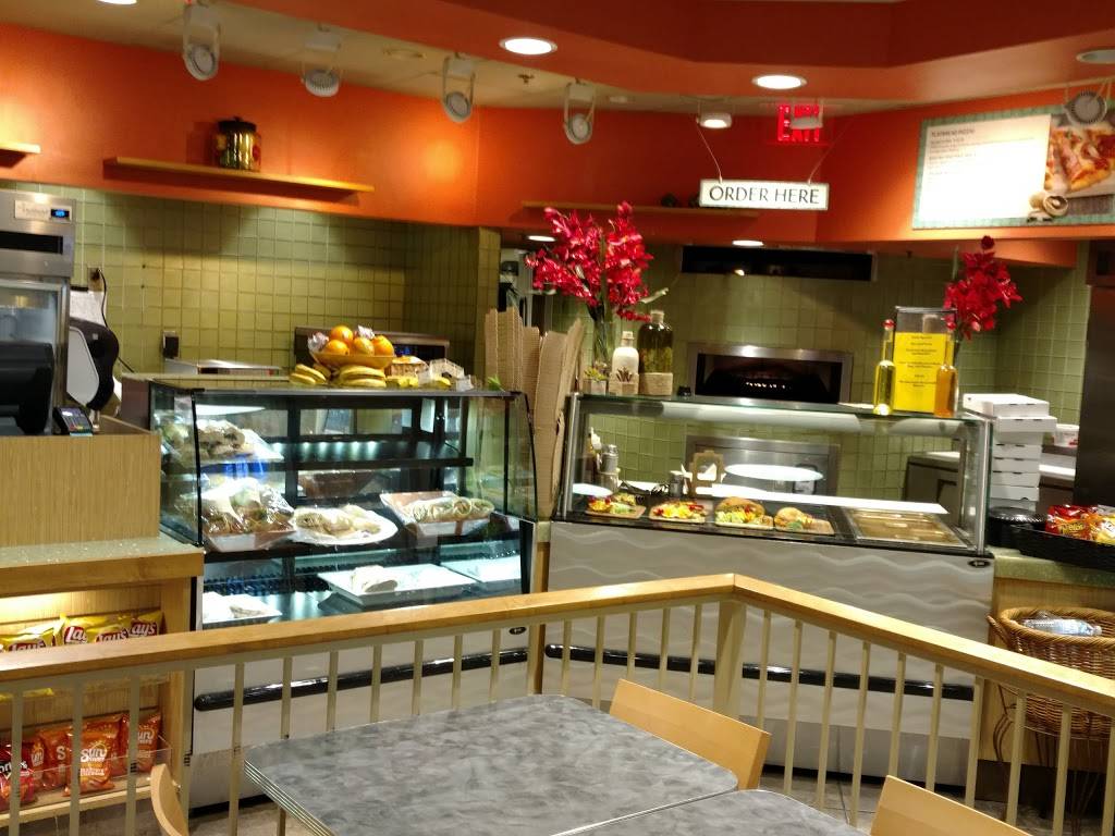 La Tapenade | restaurant | 10701 Lambert International Blvd, St. Louis, MO 63145, USA | 3144293400 OR +1 314-429-3400