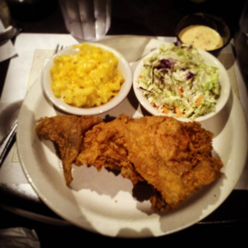 Hersheys Restaurant | restaurant | 17030 Oakmont Ave, Gaithersburg, MD 20877, USA | 3019489893 OR +1 301-948-9893