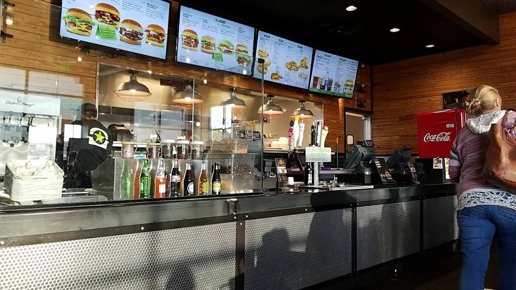 BurgerFi | restaurant | 18801 Traditions Dr, Northville, MI 46168, USA | 2483083532 OR +1 248-308-3532