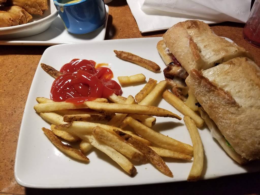 TGI Fridays | restaurant | 43200 Crescent Blvd, Novi, MI 48375, USA | 2483470844 OR +1 248-347-0844