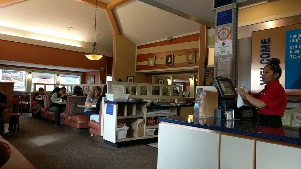 IHOP | restaurant | 830 N Euclid St, Anaheim, CA 92801, USA | 7145353550 OR +1 714-535-3550