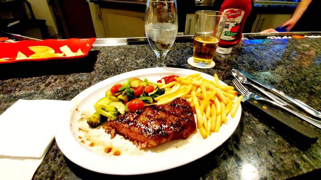 The TreeHouse | restaurant | 8773 Yates Dr, Westminster, CO 80031, USA | 3034274000 OR +1 303-427-4000