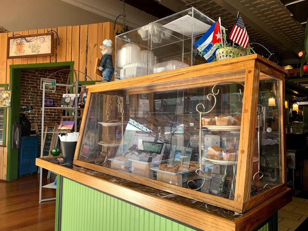 Dick and Janes | restaurant | 146 N Woodland Blvd, DeLand, FL 32720, USA | 3868229280 OR +1 386-822-9280