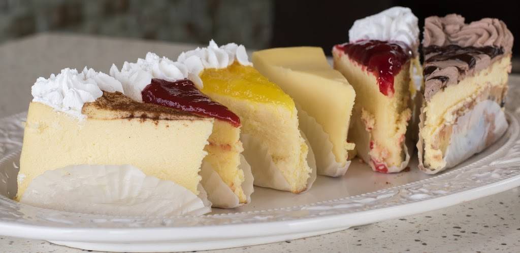 El Cafetal | bakery | 6125 S Semoran Blvd, Orlando, FL 32822, USA | 4072705904 OR +1 407-270-5904