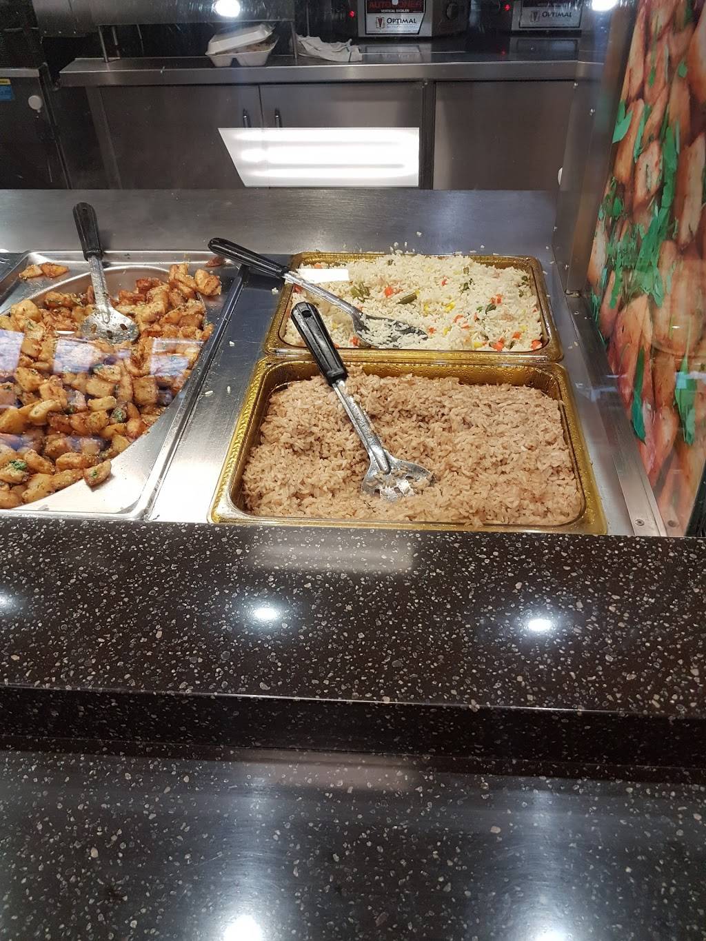 Zone Shish Taouk | restaurant | 501 Boulevard du Séminaire N, Saint-Jean-sur-Richelieu, QC J3B 5L7, Canada | 4503764004 OR +1 450-376-4004