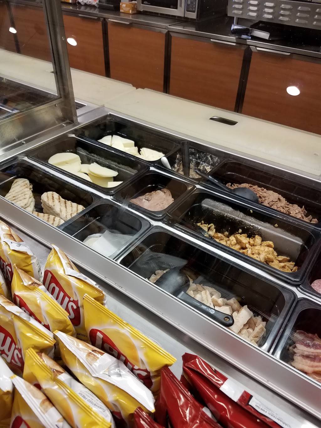 Subway | restaurant | 13048 Fair Lakes Shopping Center, Fairfax, VA 22033, USA | 7032222900 OR +1 703-222-2900