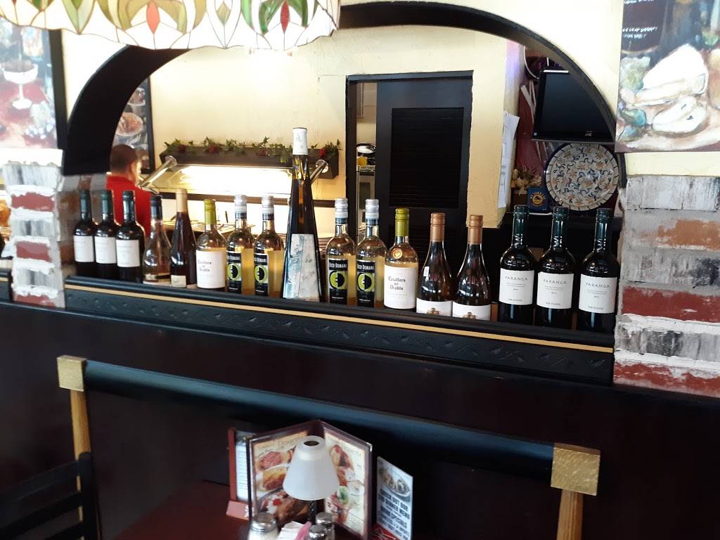 Yannis Grill & Vineyard | restaurant | 410 S Ankeny Blvd, Ankeny, IA 50023, USA | 5159657802 OR +1 515-965-7802