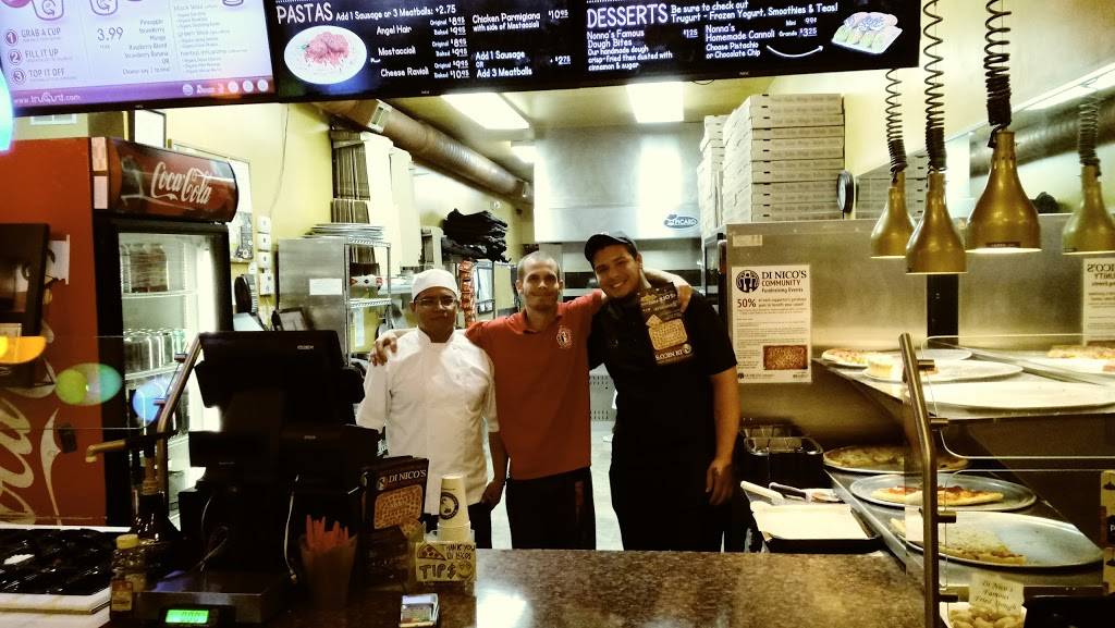 Di Nicos Pizza | restaurant | 42 South La Grange Road, La Grange, IL 60525, USA | 7083529800 OR +1 708-352-9800