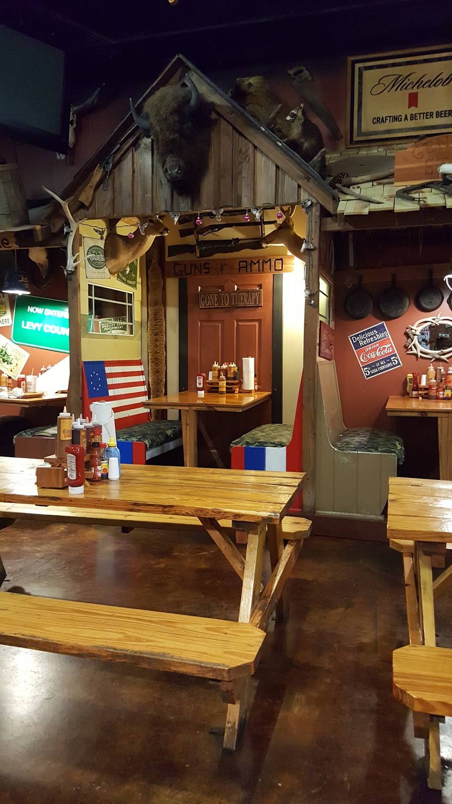 BubbaQues 6001 | restaurant | 1306 N Young Blvd, Chiefland, FL 32626, USA | 3524934227 OR +1 352-493-4227