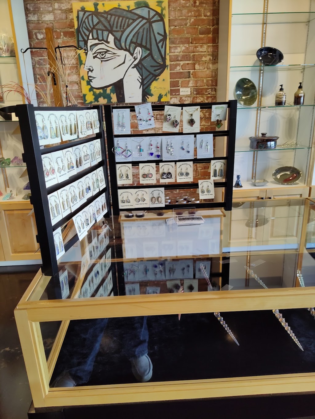 American Artisans Eatery & Gallery | meal takeaway | 615 Mena St, Mena, AR 71953, USA | 4793941112 OR +1 479-394-1112