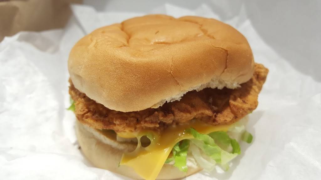 The Burgers Priest | restaurant | 1636 Queen St E, Toronto, ON M4L 1G3, Canada | 6473460617 OR +1 647-346-0617