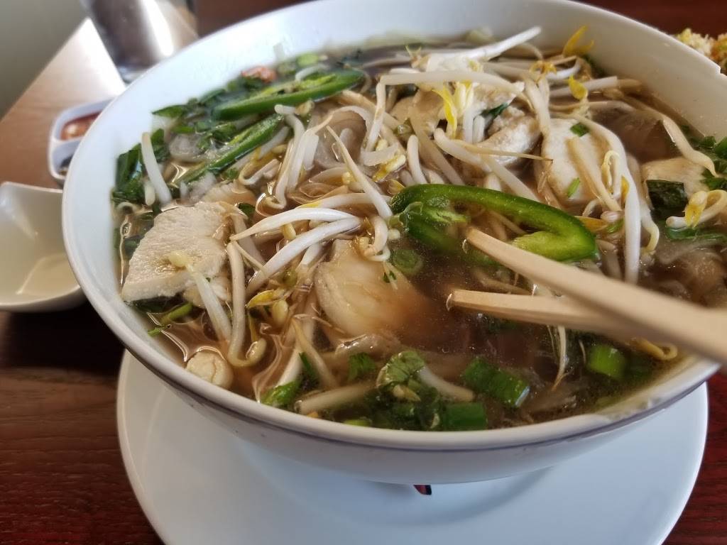 Royal Asian Fusion | restaurant | 844 6th St NW, Winter Haven, FL 33881, USA | 8632936888 OR +1 863-293-6888