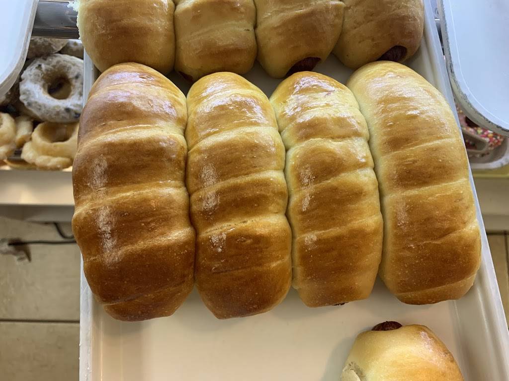 Cougar Donuts | restaurant | 10412 China Spring Rd, Waco, TX 76708, USA | 2548364434 OR +1 254-836-4434