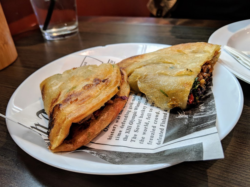 Reren Lamen & Bar | restaurant | 817 7th St NW, Washington, DC 20001, USA | 2022903677 OR +1 202-290-3677