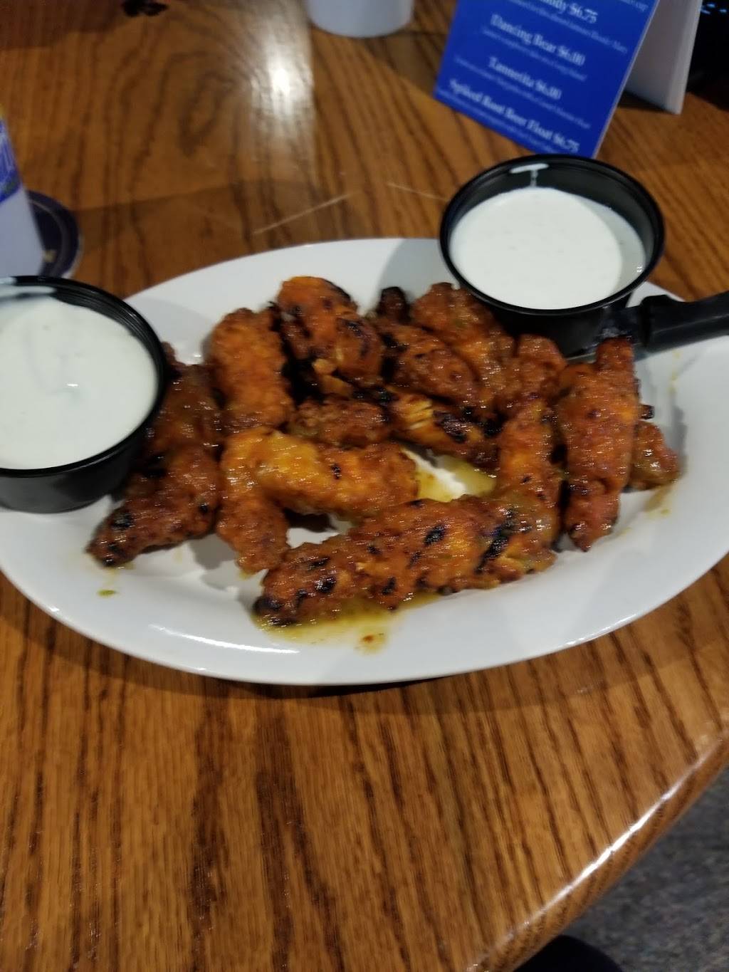 Tanners Bar and Grill | restaurant | 1202 S 119th St, Omaha, NE 68144, USA | 4026147923 OR +1 402-614-7923