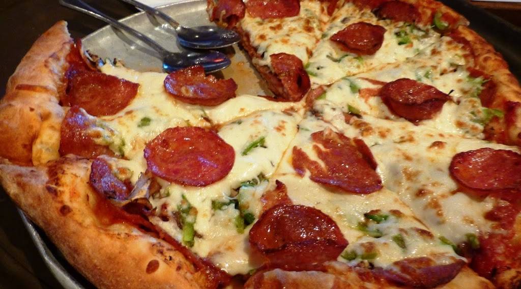 Roma Pizzéria | meal delivery | 660 Avenue Bourdages N, Saint-Hyacinthe, QC J2S 3A7, Canada | 4507738183 OR +1 450-773-8183