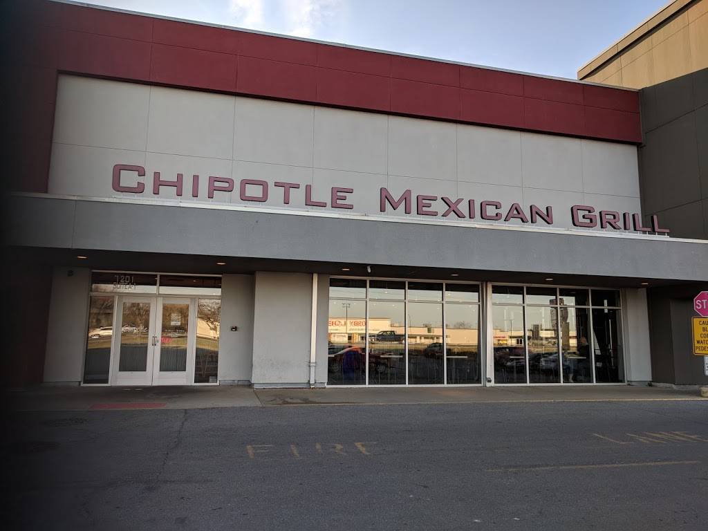 Chipotle Mexican Grill | restaurant | 1201 S Reed Rd Ste B, Kokomo, IN 46902, USA | 7656260500 OR +1 765-626-0500