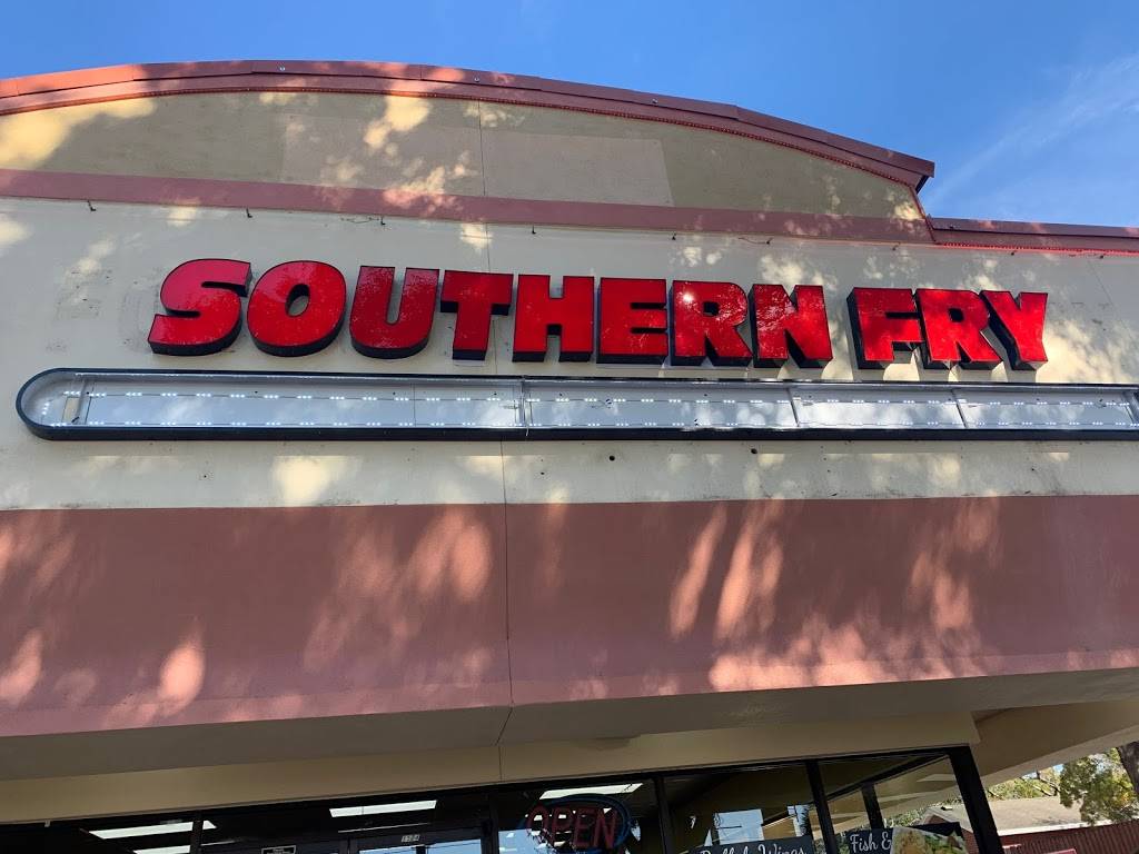 Southern Fry | restaurant | 1524 E Fowler Ave, Tampa, FL 33612, USA | 8135747302 OR +1 813-574-7302