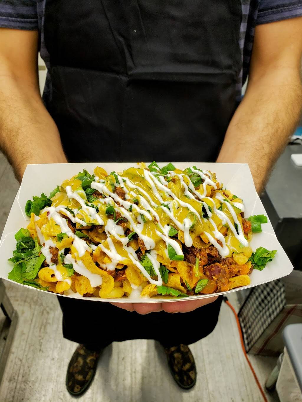 Love + Grub Vegan Food Truck | restaurant | 507 S Lake Dallas Dr, Lake Dallas, TX 75065, USA | 9405363199 OR +1 940-536-3199