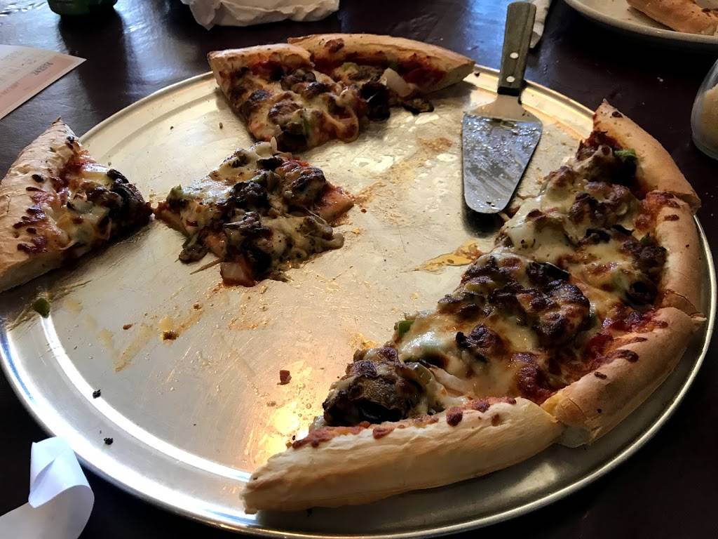 Rozarios Pizza & Pasta | restaurant | 42 N 1st St, Black River Falls, WI 54615, USA | 7152840006 OR +1 715-284-0006