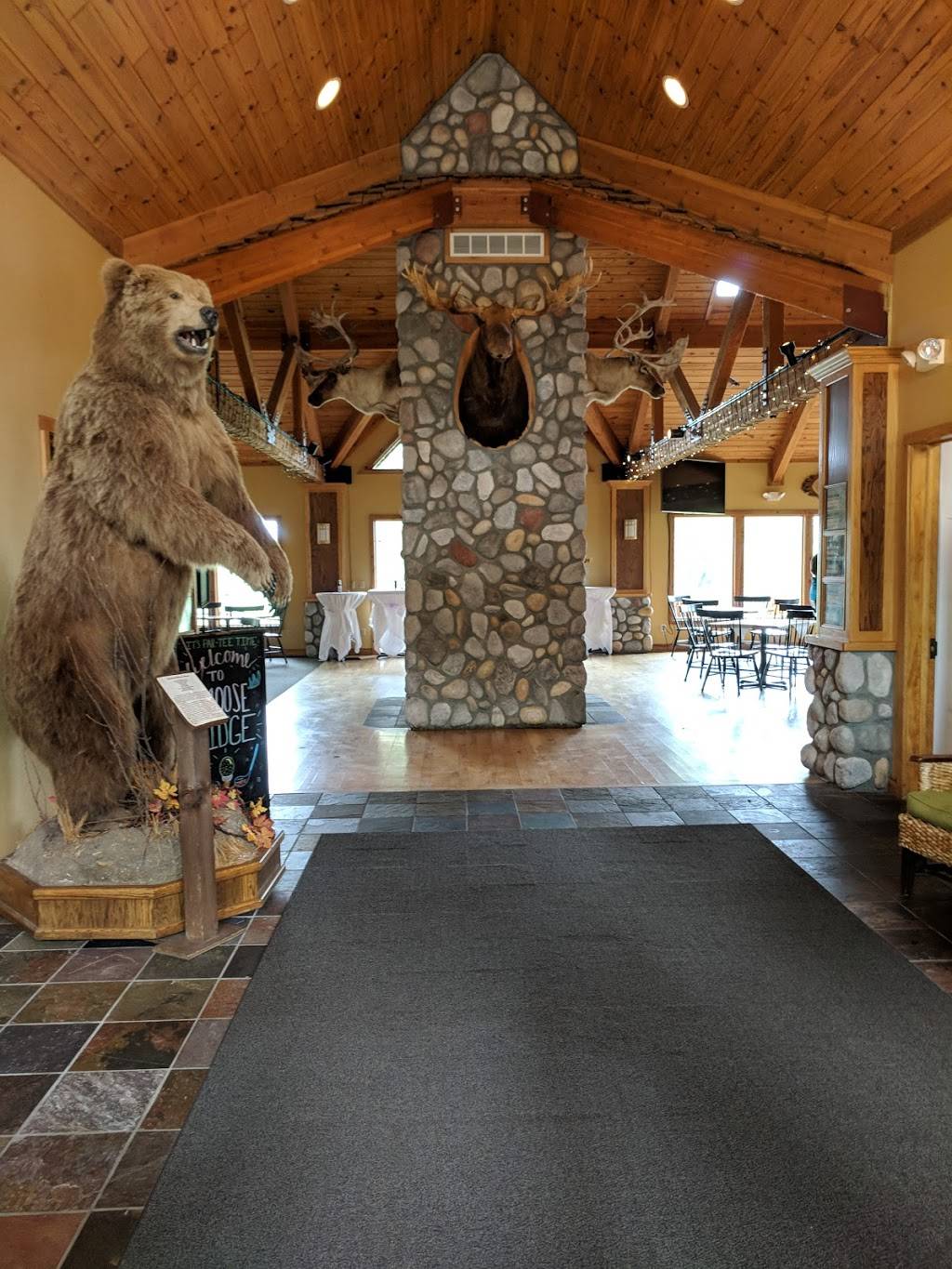 Moose Ridge Golf Course & Grille | restaurant | 11801 Doane Rd, South Lyon, MI 48178, USA | 2484469030 OR +1 248-446-9030