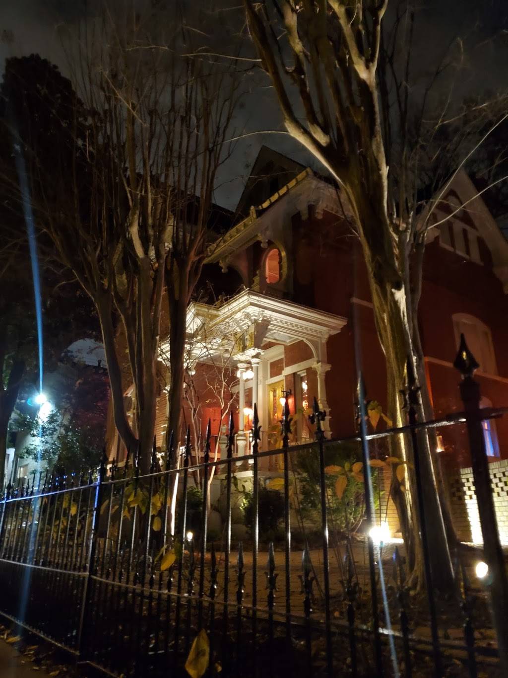 Mollie Fontaine Lounge | night club | 679 Adams Ave, Memphis, TN 38105, USA | 9015241886 OR +1 901-524-1886