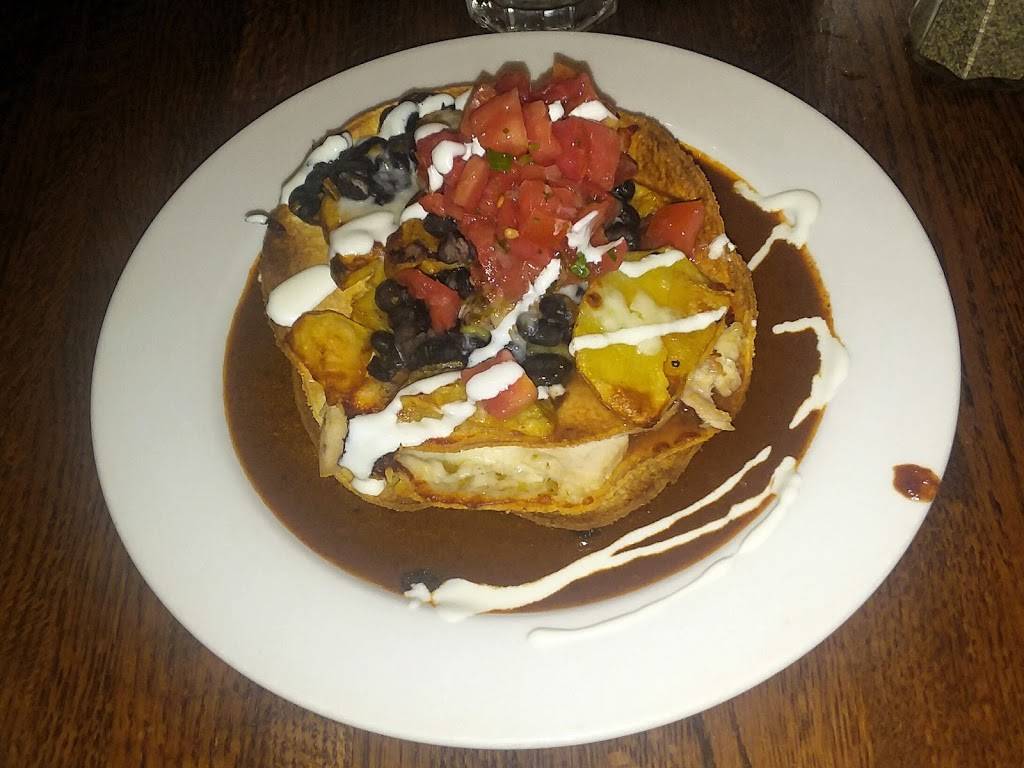 The Tomato Head | restaurant | The Gallery Shopping Center, 7240 Kingston Pike #172, Knoxville, TN 37919, USA | 8655841075 OR +1 865-584-1075