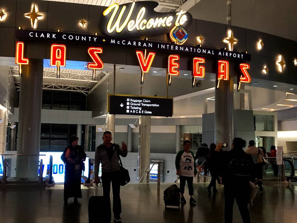 Chilis Grill & Bar | restaurant | Terminal D, Las Vegas, NV 89119, USA | 7578250348 OR +1 757-825-0348