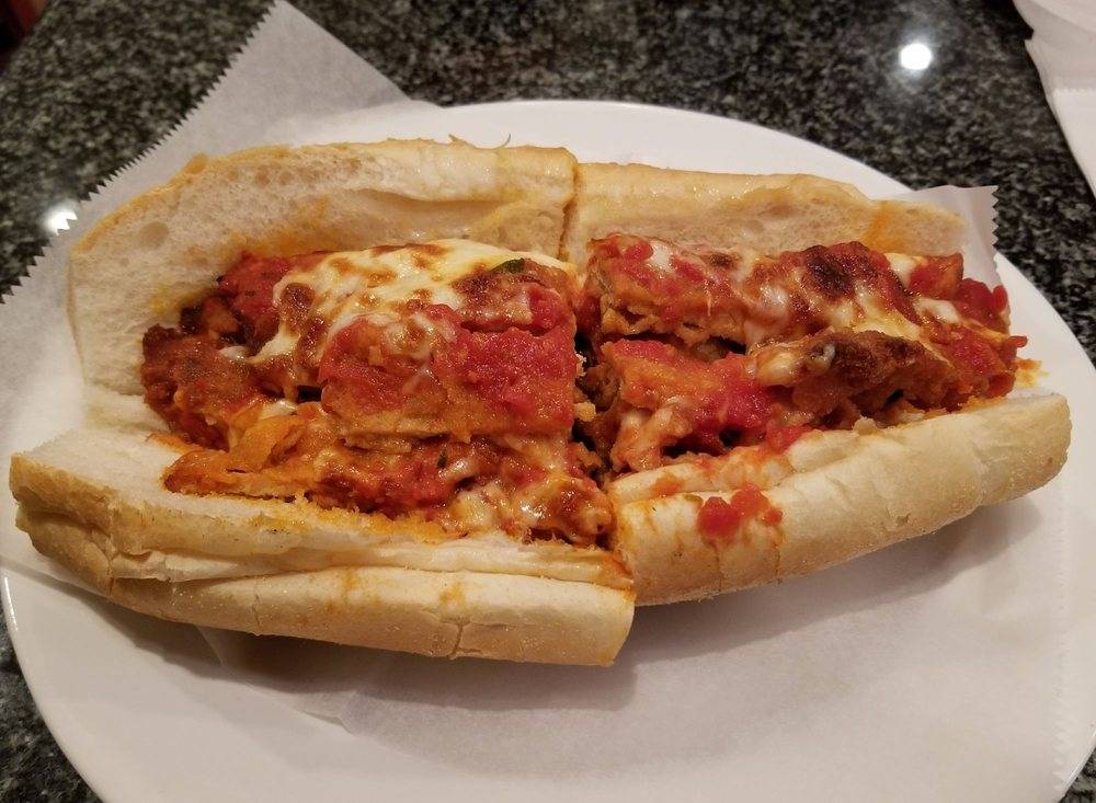 Vaccaros Pizza | restaurant | 88-02 Little Neck Pkwy, Queens, NY 11001, USA | 7183474143 OR +1 718-347-4143