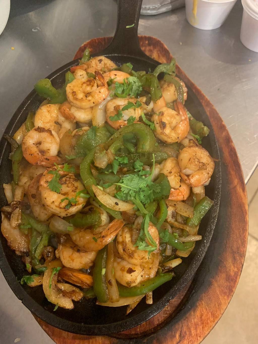 El Rodeo Mexican Grill #4 | restaurant | 15284 FM1957, San Antonio, TX 78253, USA | 2102310130 OR +1 210-231-0130