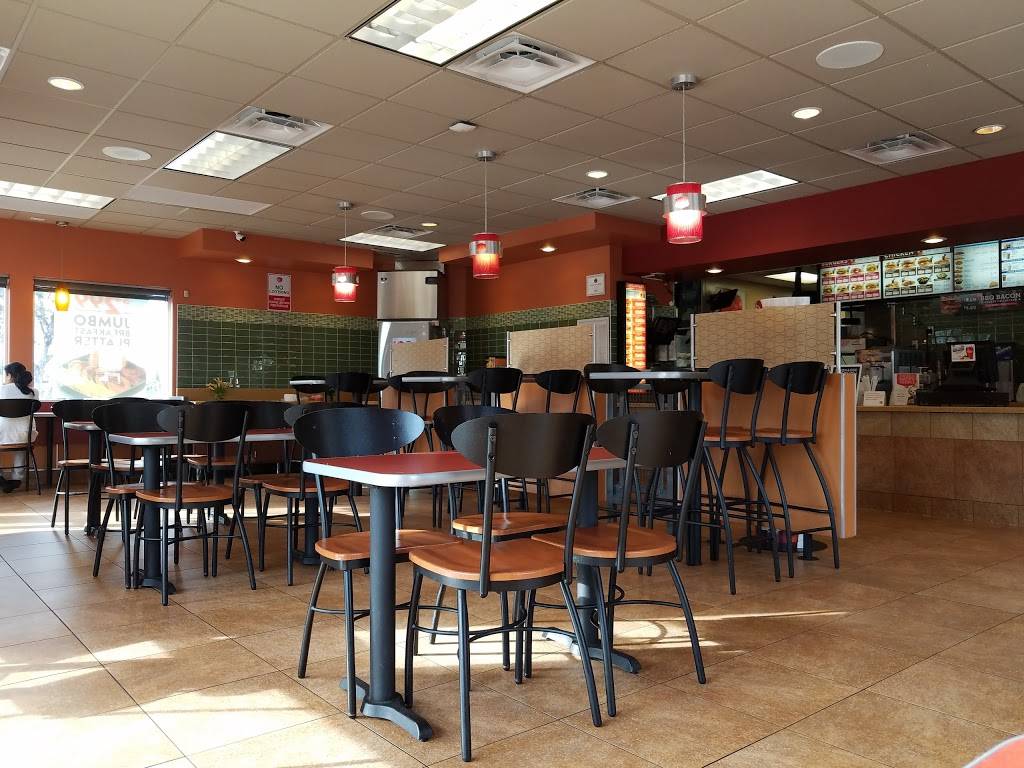 Jack in the Box | restaurant | 23812 El Toro Rd, Lake Forest, CA 92630, USA | 9495812883 OR +1 949-581-2883