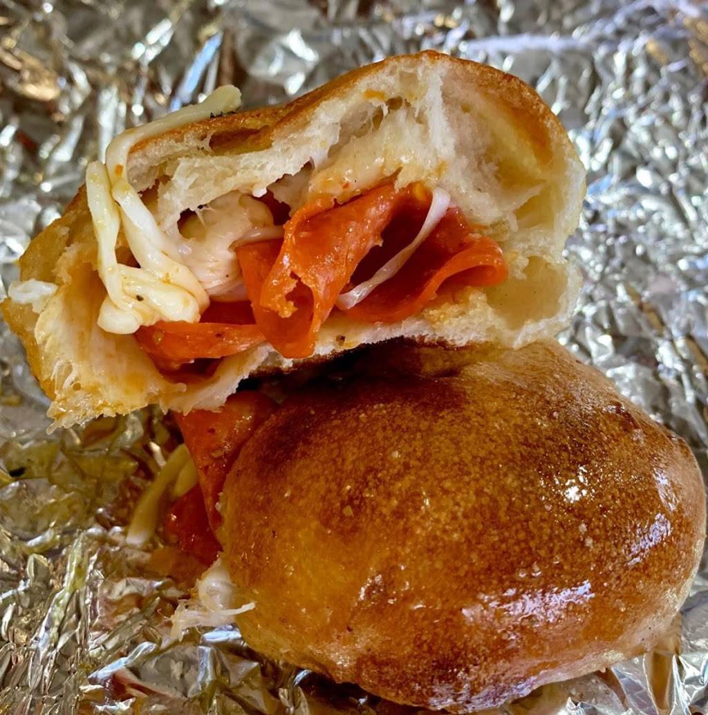 Pelican Jos Pizzeria | meal delivery | 263 Eastman Park Dr, Windsor, CO 80550, USA | 9706867297 OR +1 970-686-7297